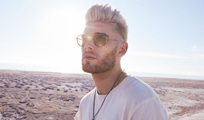 Artist Image for Colton Dixon