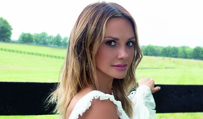 Artist Image for Carly Pearce