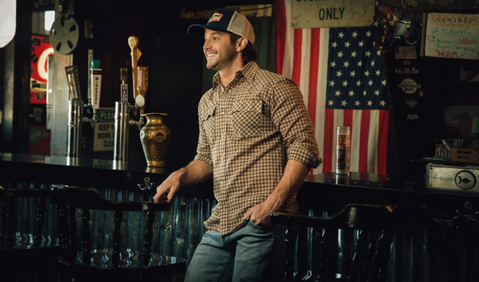 Artist Image for Easton Corbin