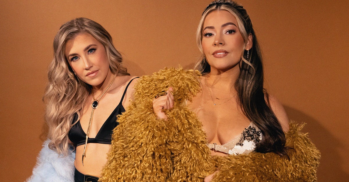 Maddie & Tae