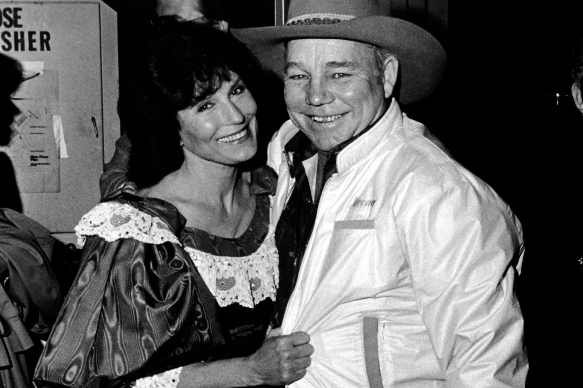 Loretta and Doolittle 1983_1200x800.png
